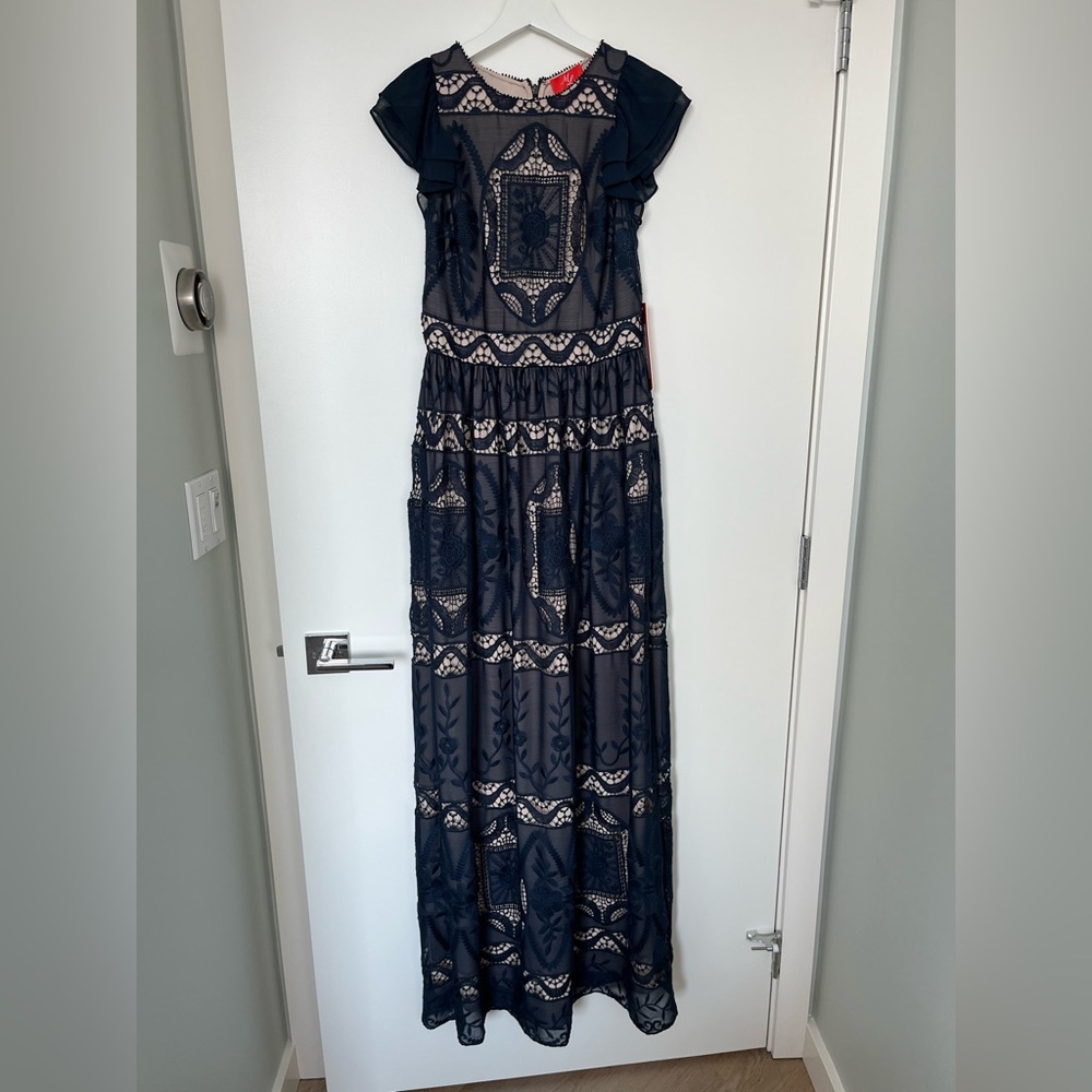 Monique Lhuillier Navy and Cream Dress NWT